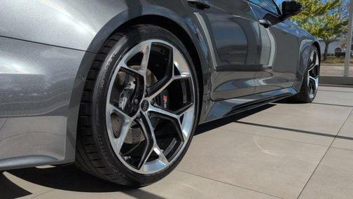 2026 Audi RS 6 Avant 4.0T quattro performance