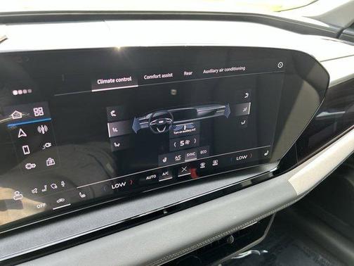 2025 Audi Q6 e-tron Premium