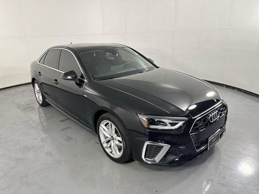 Mythos Black Metallic 2021 Audi A4 45 S line quattro Premium