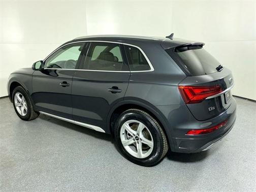 2023 Audi Q5 40 Premium