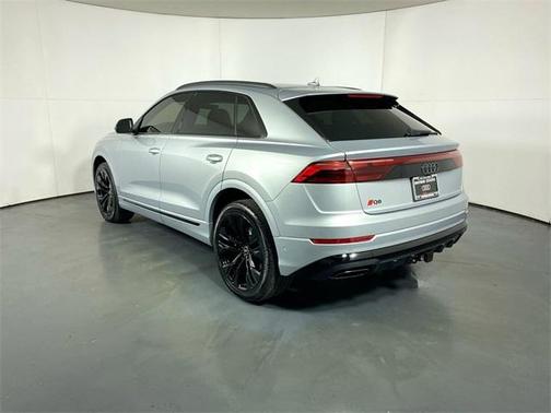 2025 Audi Q8 55 Premium
