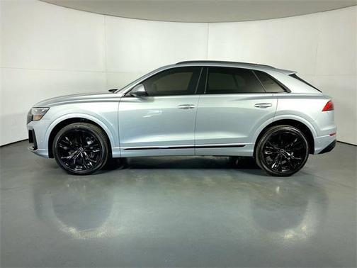 2025 Audi Q8 55 Premium
