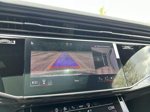 2025 Audi Q7 55 Prestige