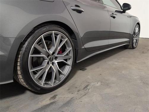 2025 Audi A5 Sportback 45 S line quattro Premium