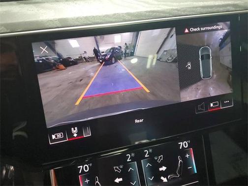 2021 Audi e-tron Premium