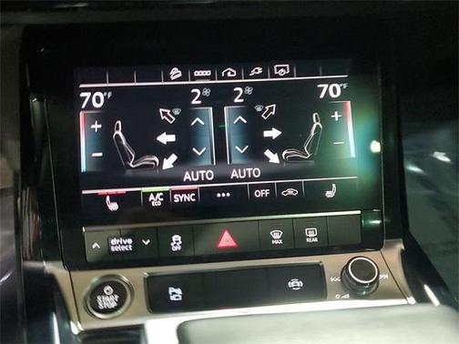 2021 Audi e-tron Premium