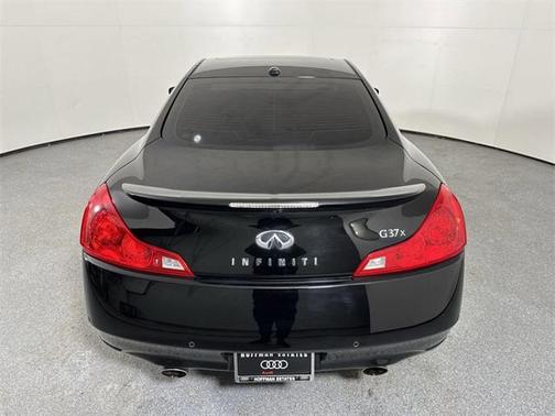 2011 INFINITI G37x Base