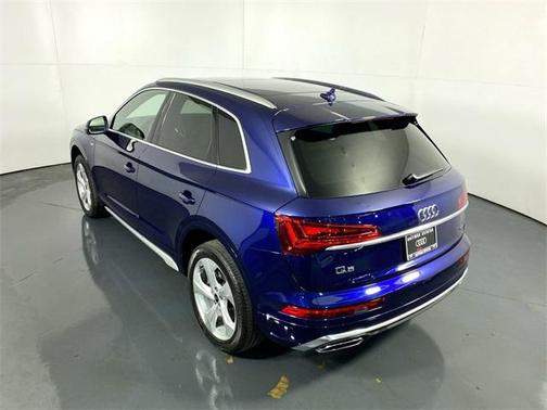2023 Audi Q5 45 S line Prestige