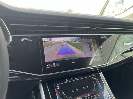 2025 Audi Q8 Premium Plus