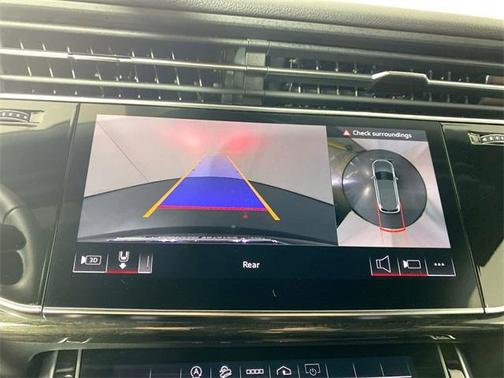 2025 Audi Q7 45 Premium Plus