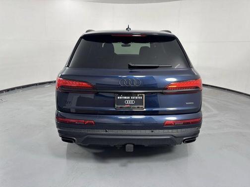 Waitomo Blue Metallic 2025 Audi Q7 55 Premium Plus