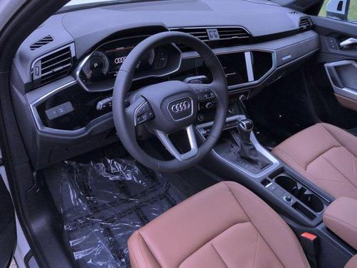 2025 Audi Q3 45 S line Premium