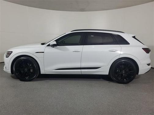 2021 Audi e-tron Prestige