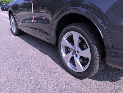 2025 Audi Q5 2.0T quattro Premium