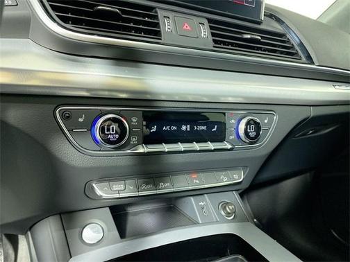 2024 Audi Q5 45 S line quattro Premium