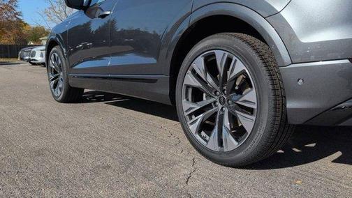 2026 Audi Q8 Premium Plus