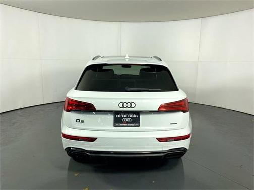 2024 Audi Q5 45 S line quattro Premium