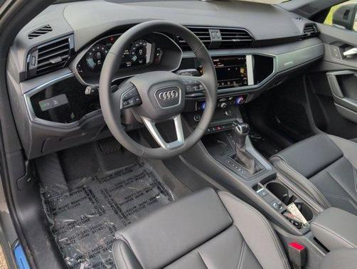 2025 Audi Q3 45 S line Premium