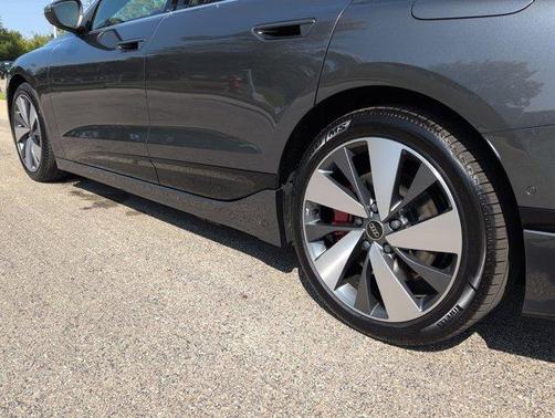 2025 Audi S6 e-tron Premium