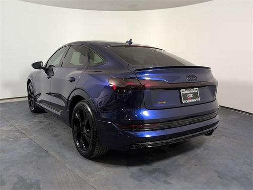 2021 Audi e-tron Premium Plus