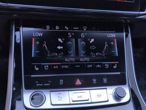 2025 Audi Q7 55 Prestige