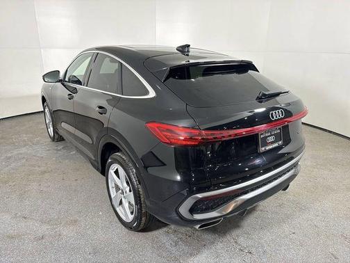 2025 Audi Q5 2.0T Premium