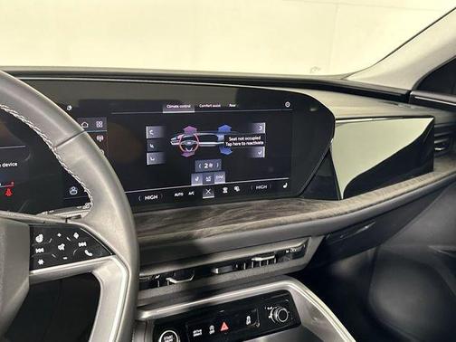 2025 Audi Q5 2.0T Premium