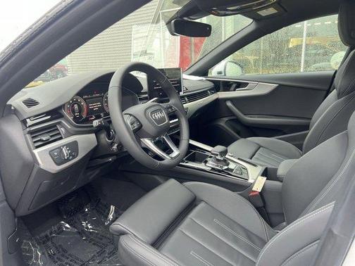 2025 Audi A5 Sportback S line Premium