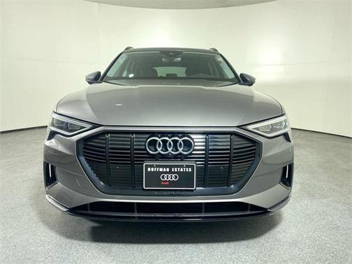 2021 Audi e-tron Premium Plus
