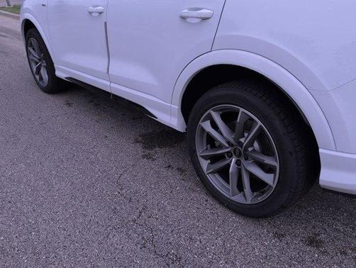 2025 Audi Q3 45 S line Premium