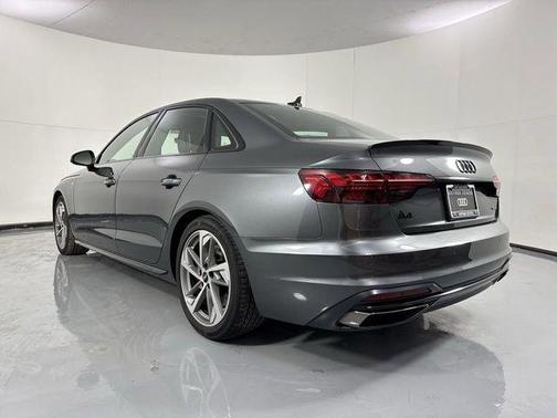 2024 Audi A4 45 S line quattro Premium