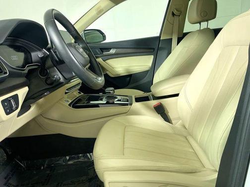 2021 Audi Q5 40 Premium Plus