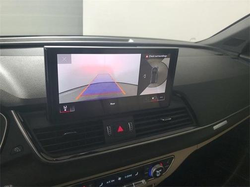 2024 Audi Q5 45 S line quattro Premium