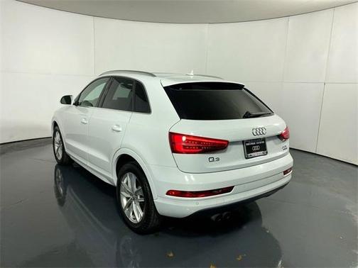 2017 Audi Q3 2.0T Premium Plus