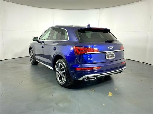 2025 Audi Q5 45 S line quattro Premium