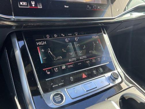 2025 Audi Q8 Prestige