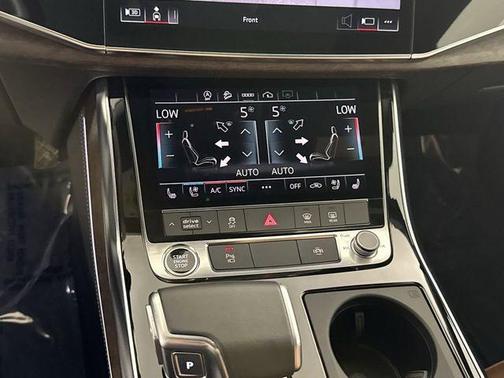 2024 Audi Q8 55 Premium