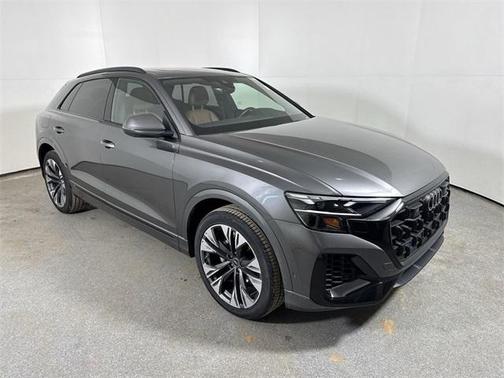 2024 Audi Q8 55 Premium