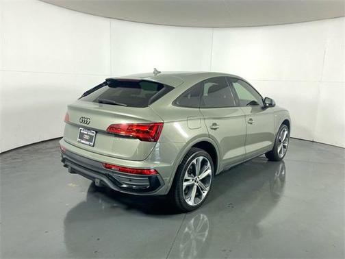 2023 Audi Q5 45 S line Premium Plus