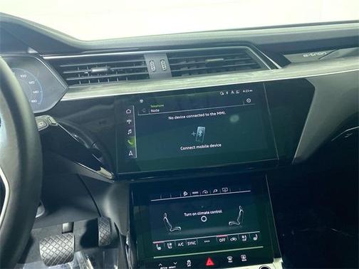 2021 Audi e-tron Premium Plus