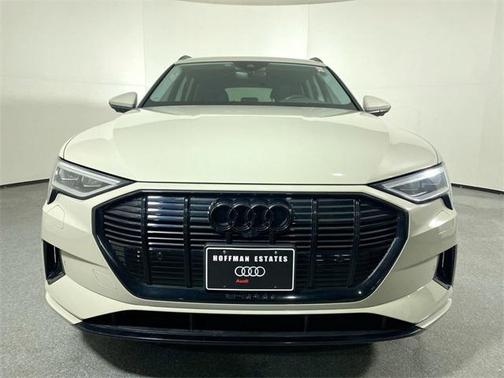 2021 Audi e-tron Premium Plus