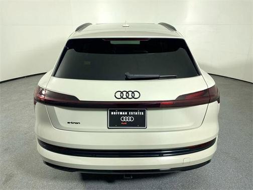 2021 Audi e-tron Premium Plus