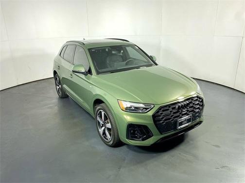 2024 Audi Q5 45 S line quattro Premium