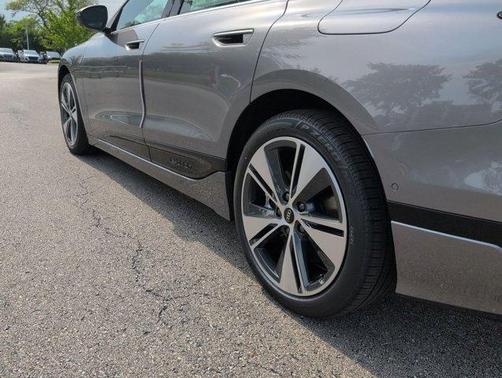 2025 Audi A6 PLUS