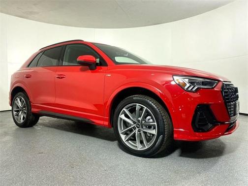 2025 Audi Q3 45 S line Premium