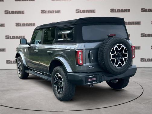 2022 Ford Bronco 