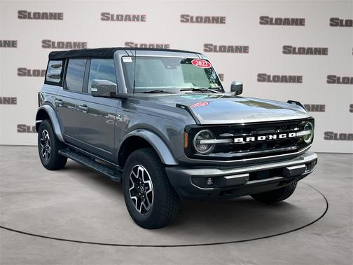 2022 Ford Bronco 