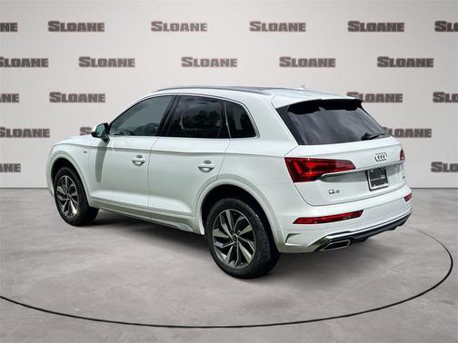 2025 Audi Q5 45 S line quattro Premium