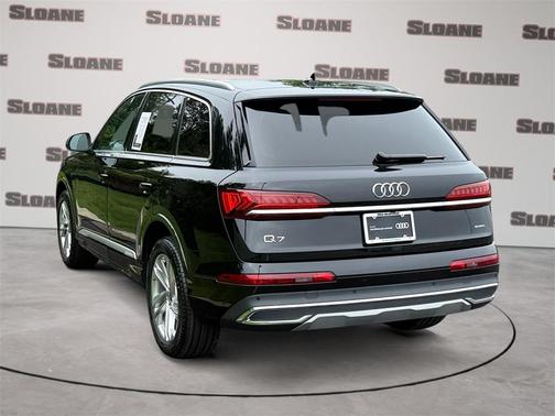 2023 Audi Q7 45 Premium
