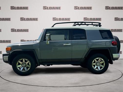 2014 Toyota FJ Cruiser Base